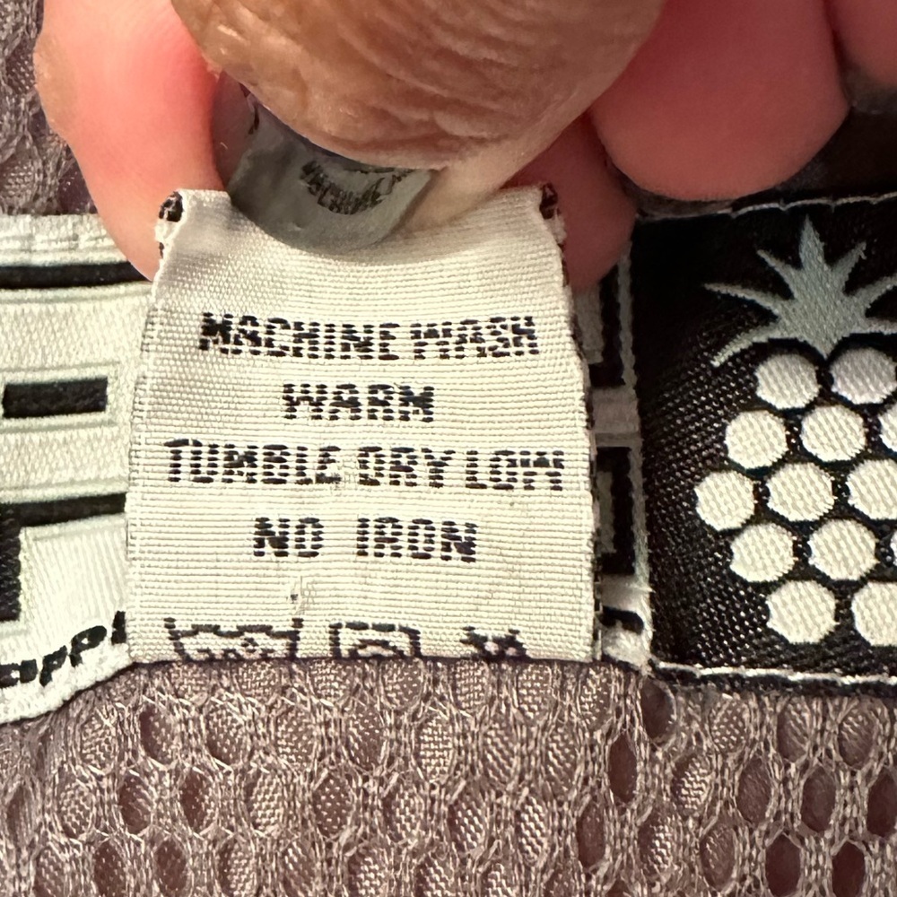 Pineapple Connection Technical Outerwear Vest Fis… - image 6